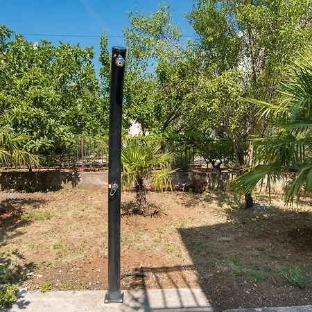Apartmani Jadranka Vodice Exterior photo